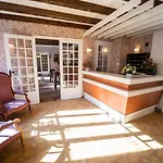 Celine Le Miridan Hotel 2*