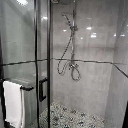 Celine Le Miridan 2*