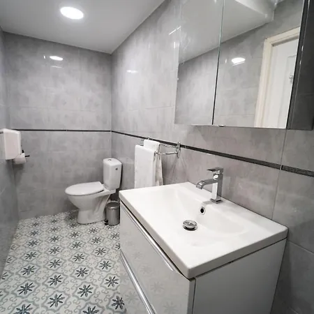 فندق Celine Le Miridan 2*