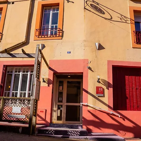 Celine Le Miridan فندق