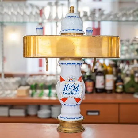 Celine Le Miridan 2*