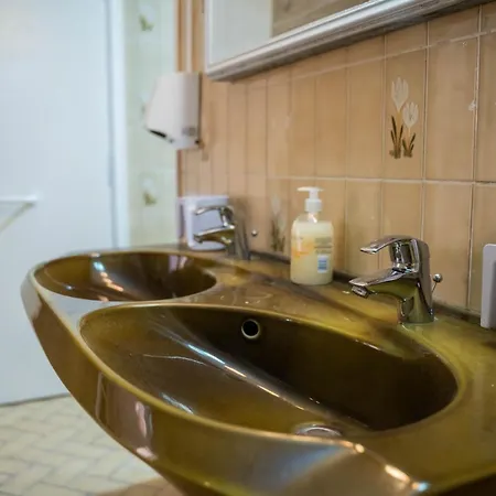 Celine Le Miridan 2*