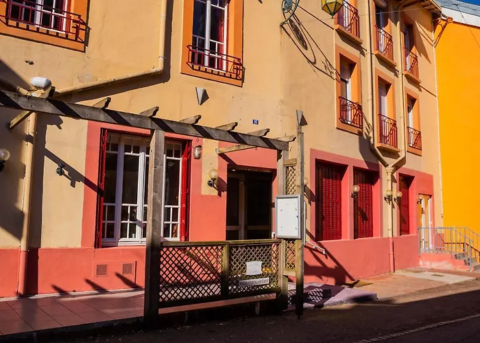 酒店 Celine Le Miridan 普隆别尔莱班