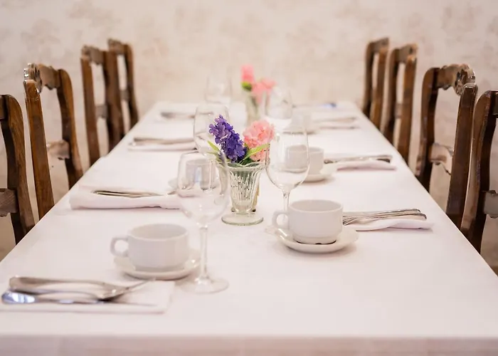 Celine Le Miridan 酒店 2*