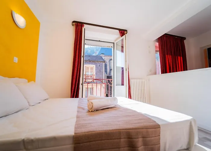 Celine Le Miridan 2*